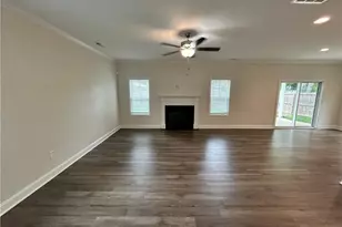 1210 Simpson St, Fayetteville, NC 28305 - Photo 3