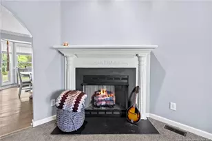 4825 Miranda Dr, Hope Mills, NC 28348 - Photo 9