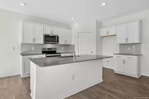 3066 Bayview Dr, Vass, NC 28394 - Photo 7