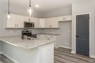 237 Windsor Dr, Fayetteville, NC 28301 - Photo 11