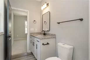 237 Windsor Dr, Fayetteville, NC 28301 - Photo 7