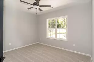 237 Windsor Dr, Fayetteville, NC 28301 - Photo 17