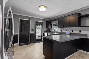 7657 Southbend Dr, Fayetteville, NC 28314 - Photo 11