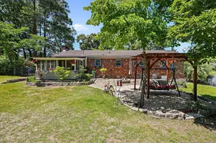 646 Pleasant Loop, Fayetteville, NC 28311 - Photo 7