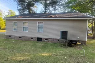 316 Edens Ave, Lumberton, NC 28358 - Photo 5