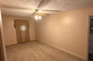2023 Newark Ave, Fayetteville, NC 28301 - Photo 5
