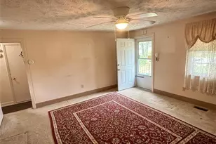 2023 Newark Ave, Fayetteville, NC 28301 - Photo 5