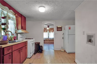 1006 James Street, Elizabethtown, NC 28337 - Photo 11