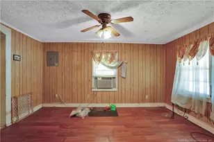 1006 James St, Elizabethtown, NC 28337 - Photo 7