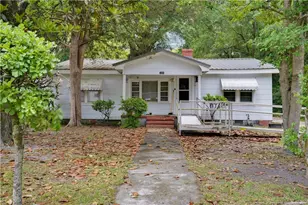 1006 James St, Elizabethtown, NC 28337 - Photo 3