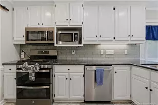 7887 N Ancon Dr, Fayetteville, NC 28304 - Photo 17
