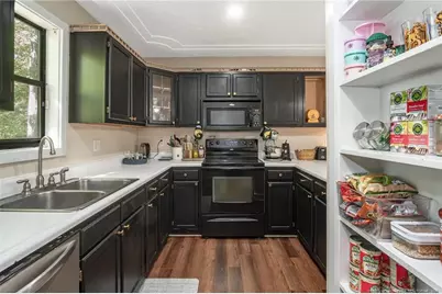 5734 Waterwood Drive, Fayetteville, NC 28314 - Photo 11