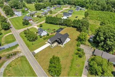 3025 Old Stage Road S, Erwin, NC 28339 - Photo 5