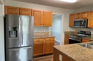 346 Cresthaven Dr, Sanford, NC 27332 - Photo 5