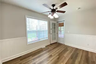 346 Cresthaven Dr, Sanford, NC 27332 - Photo 9