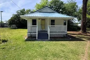 33 State St, Lumberton, NC 28358 - Photo 5