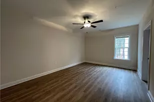 220 Gallery Dr, Spring Lake, NC 28390 - Photo 5