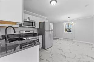 518 S Cool Spring St, Fayetteville, NC 28301 - Photo 9