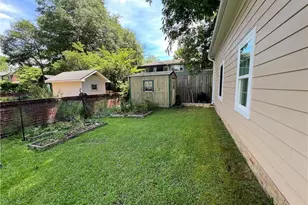 211 Ellington St, Fayetteville, NC 28305 - Photo 15