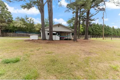 15951 US Highway 15 501 Highway, Aberdeen, NC 28315 - Photo 9