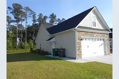 210 Oak Pointe Circle, Lumberton, NC 28358 - Photo 5