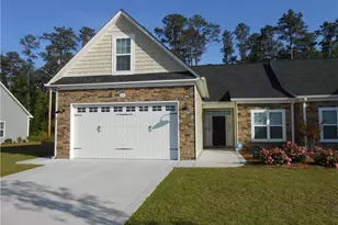 210 Oak Pointe Circle, Lumberton, NC 28358 - Photo 1