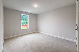207 4th St, Erwin, NC 28339 - Photo 21