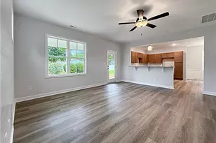 207 4th St, Erwin, NC 28339 - Photo 5