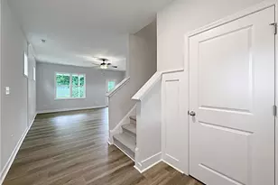 207 4th St, Erwin, NC 28339 - Photo 3