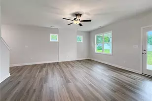 207 4th St, Erwin, NC 28339 - Photo 7