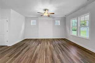 203 4th St, Erwin, NC 28339 - Photo 5