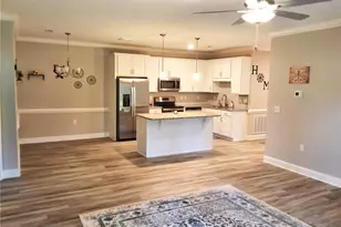 260 Gallery Dr, Spring Lake, NC 28390 - Photo 9