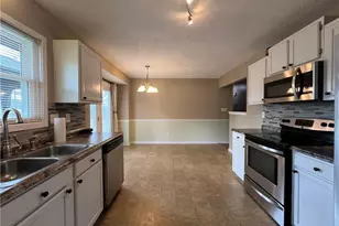 420 Mangum Ct, Fayetteville, NC 28314 - Photo 5