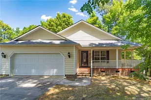 3910 Sarasota Dr, Fayetteville, NC 28311 - Photo 1