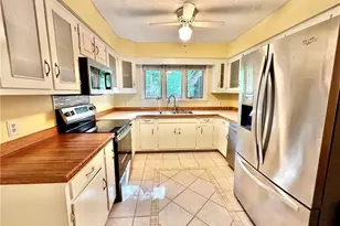 1963 Wedgewood Dr, Sanford, NC 27332 - Photo 5