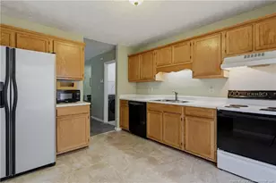 5532 Bear Creek Cir, Fayetteville, NC 28304 - Photo 21