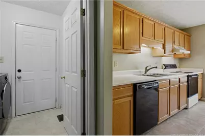 5532 Bear Creek Circle, Fayetteville, NC 28304 - Photo 17