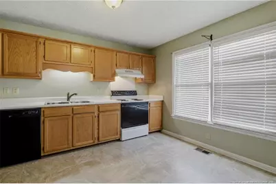 5532 Bear Creek Circle, Fayetteville, NC 28304 - Photo 23