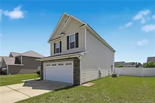 221 Audubon Dr, Raeford, NC 28376 - Photo 3