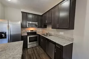 2056 Wheeling St, Fayetteville, NC 28303 - Photo 5