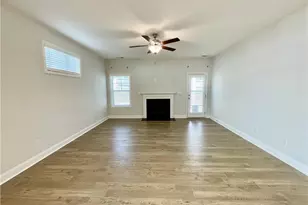 279 Cromwell Ct, Raeford, NC 28376 - Photo 7