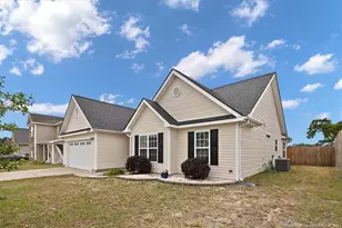 3624 Crosswinds Dr, Hope Mills, NC 28348 - Photo 3