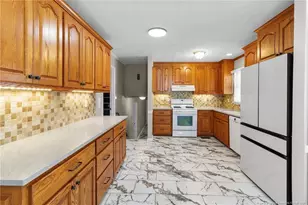 2520 Lull Water Dr, Fayetteville, NC 28306 - Photo 13