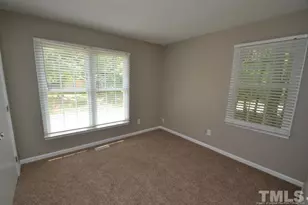 7801 Fairmont Ct, Raleigh, NC 27615 - Photo 13