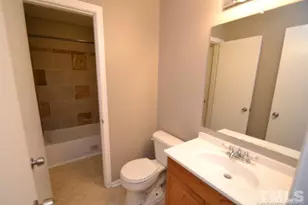 7801 Fairmont Ct, Raleigh, NC 27615 - Photo 11