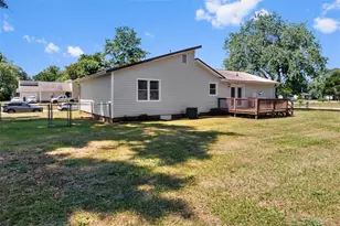 6312 Milton Dr, Fayetteville, NC 28304 - Photo 19