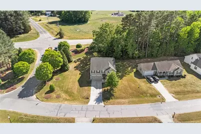 29 W Waycliff Road, Henderson, NC 27537 - Photo 13