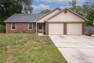 6729 Pacific Ave, Fayetteville, NC 28314 - Photo 1