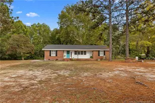 29844 N Turnpike Rd, Wagram, NC 28396 - Photo 9
