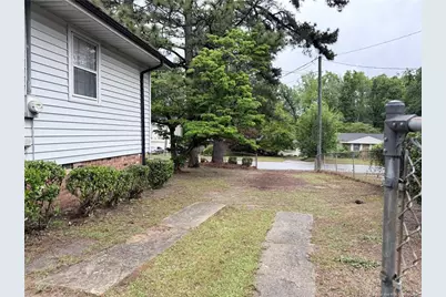 7300 Hyannis Drive, Fayetteville, NC 28304 - Photo 21